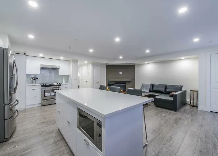 Private Vacation Guest Suite Near Beach