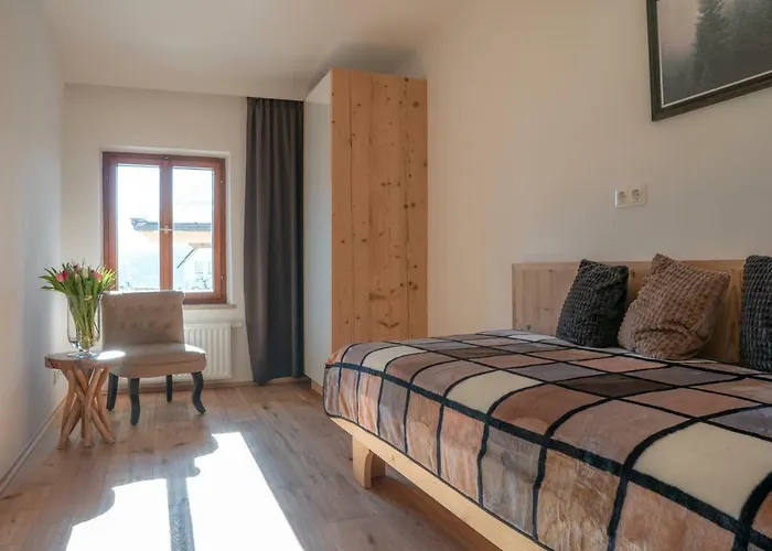Traditionell-Modernes Haus In Hoetting