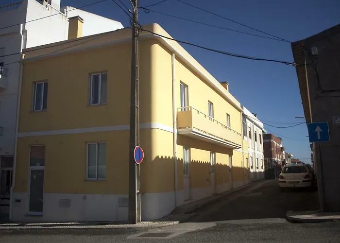 Friendly Peniche Apartment