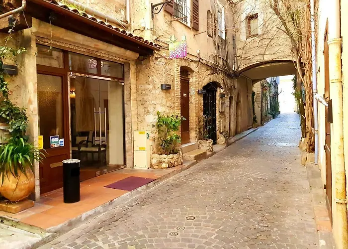 Duplex Au Coeur Du Vieil Antibes