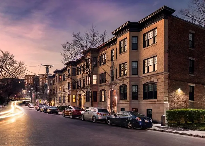 A Stylish Stay W/ A Queen Bed, Heated Floors.. #36