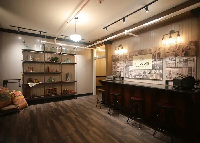 Gibson'S Warehouse