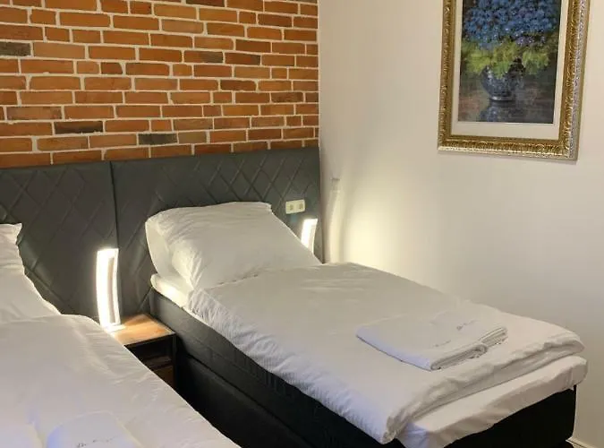 Haus 8