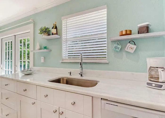 Coral Cottage Retreat