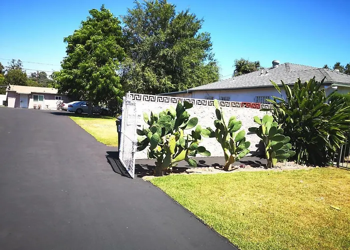 Pasadena Single House 3B1B 三房一厅一厨一浴