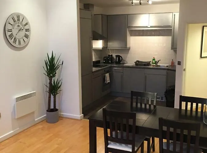 Stylish City Centre Apartment