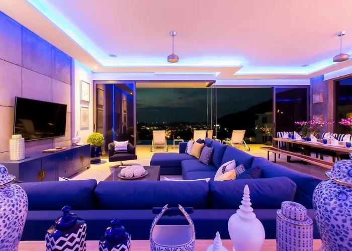 Villa Momo Seaview Pool & Game Room Kata