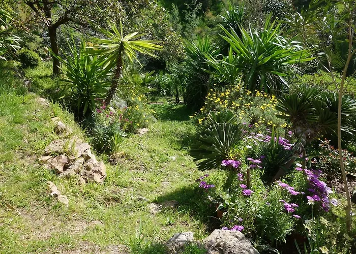 Villa La Riviera