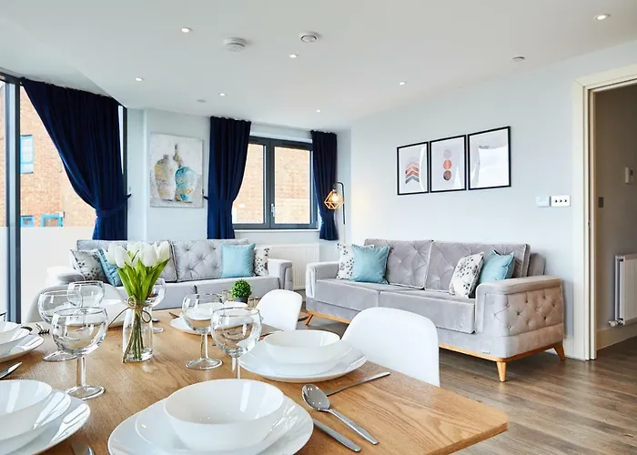 Elegant Plus Luxury Apartments