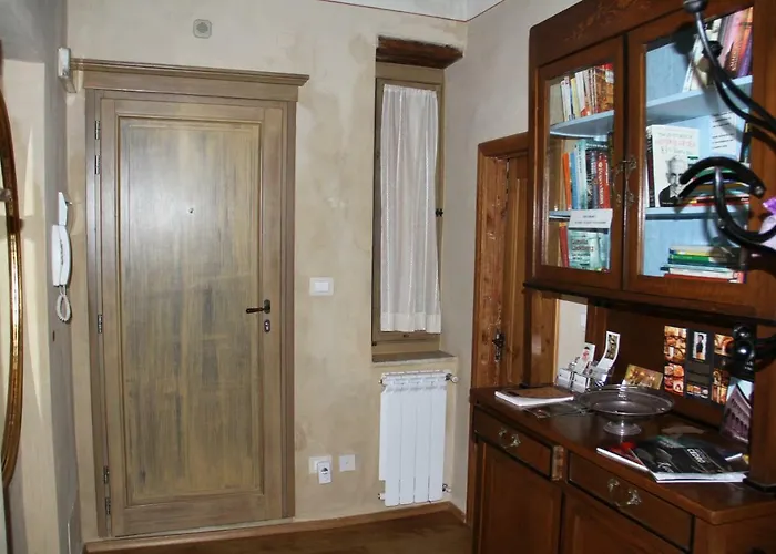 Residenza Fra Le Torri - Charme & Art Gallery Home