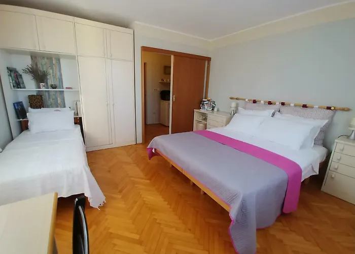 Room Bm