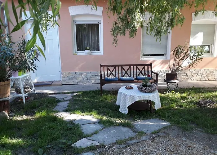 City Camping& Apartman &Bungalow