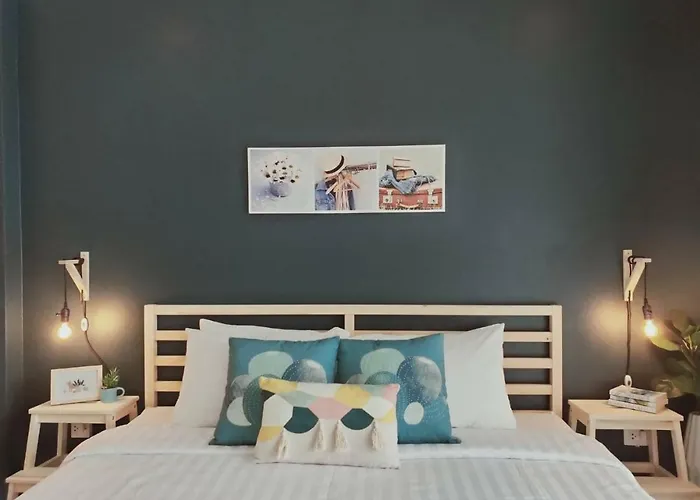 Thira House