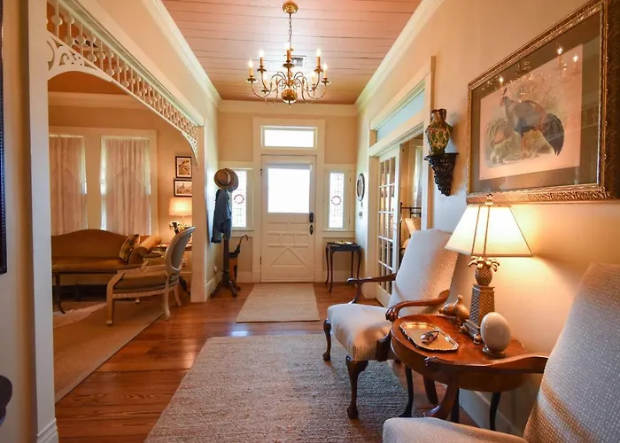 Das Meyer Haus - Luxe Victorian