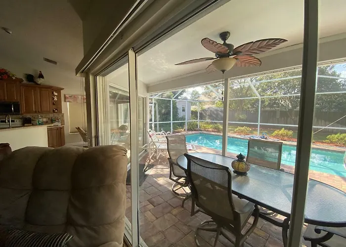 Modern Pool Home
