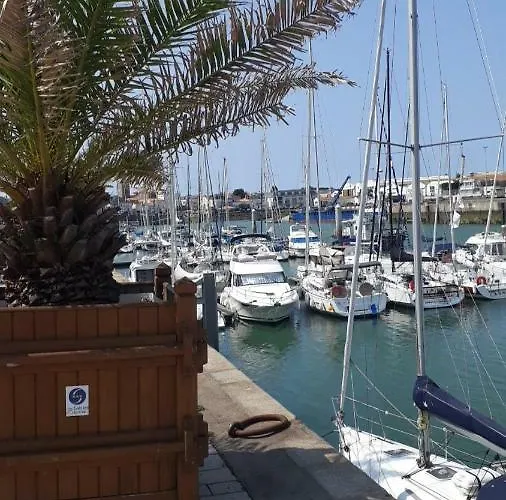Studio Proche Plage Et Commerces