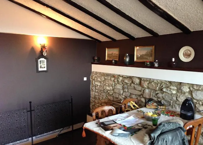 70 Via Vione