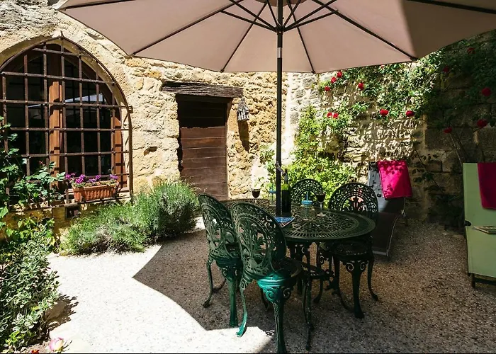 La Tour Alienor, Xiveme Siecle Beynac Dordogne