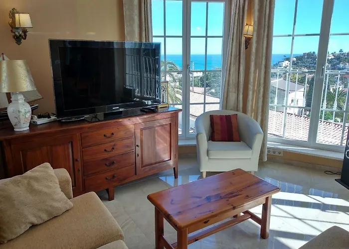 Villa Belucra,10P,Seaview,Jacuzzi,Pool