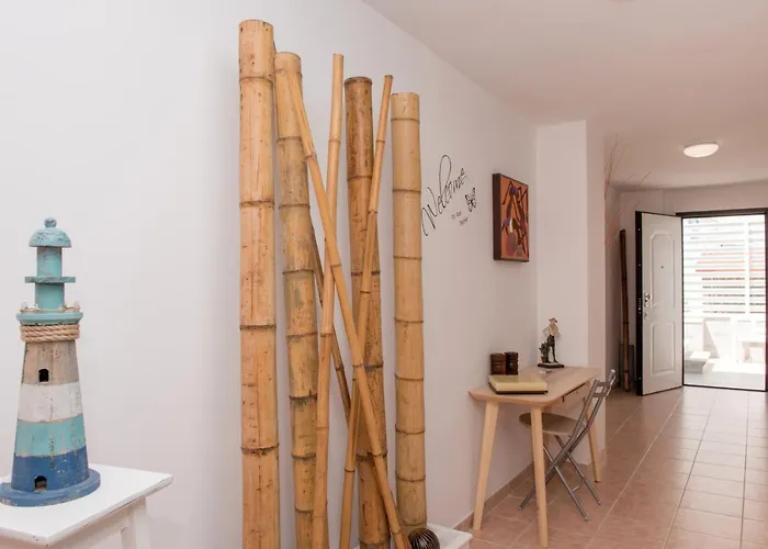 Al Faro Guest House