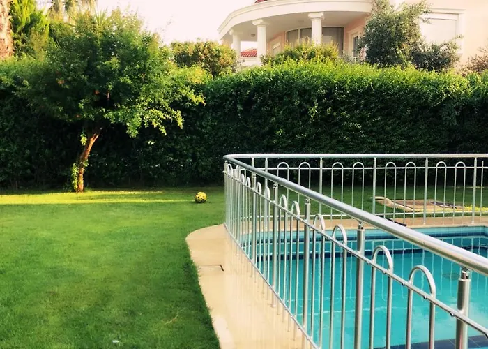 Villa Aslam, Belek Mahallesi 218 Sokak No 4C Tolerance Golf Sitesi C-1 Blok, Serik, Antalya