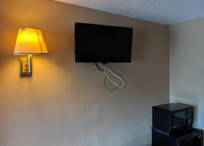 Economy Inn Express