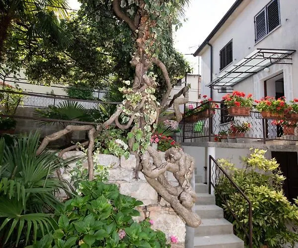 Vacation Home, Ferienhaus Klaudia In Kraj, Moscenicka Draga Near Opatija