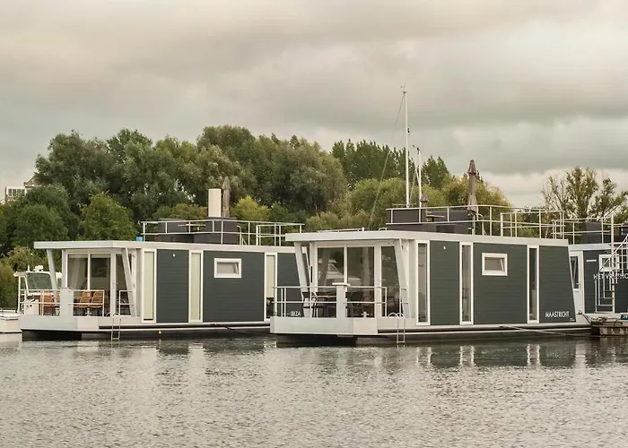 Tiny Floating House Ibiza