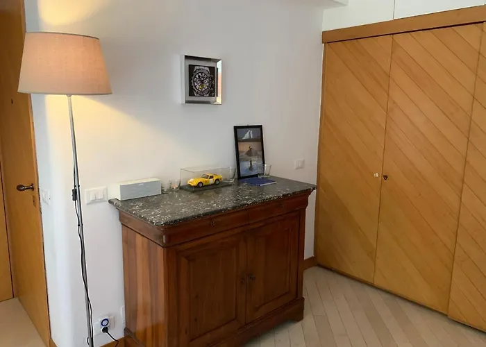 Central Monaco Suite: Bedroom Apartment Near Casino