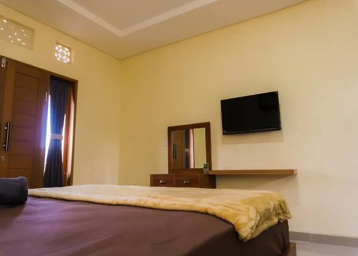 Cakra House