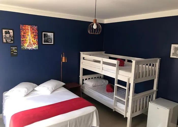 Mundo Livre Guest House