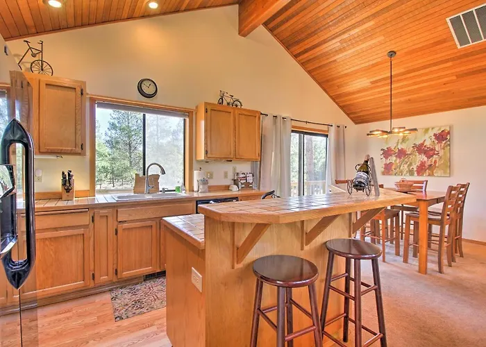 Sunriver Home W/ Hot Tub & 8 Sharc Passes
