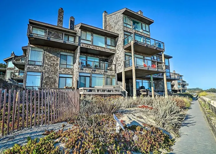 Beachfront Pajaro Dunes Condo W/ Bay Views!