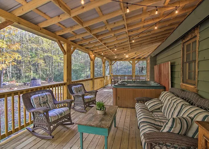 Tubes & Outdoor Games: North Georgia Mtn Retreat