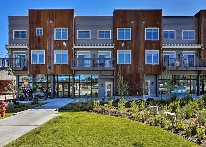 Downtown Winter Park Condo - 3 Miles To Ski Resort