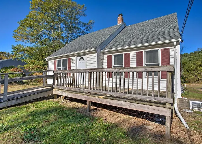 Updated Plymouth Home < 2 Miles To Waterfront!