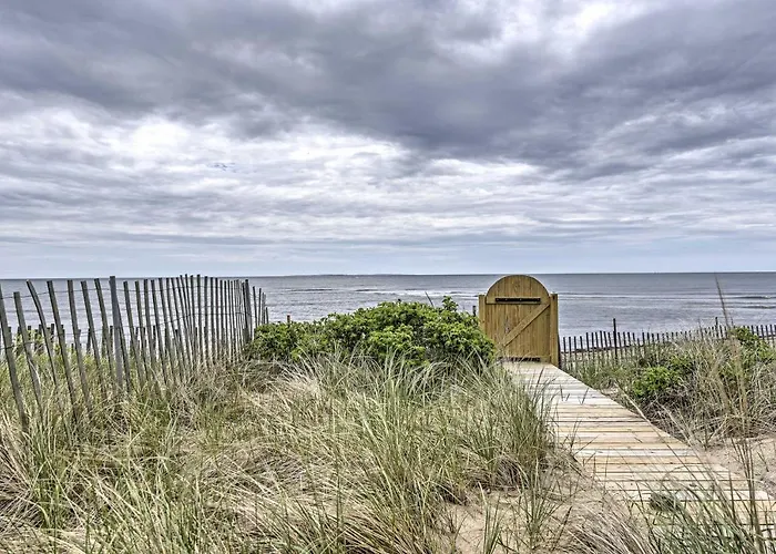 Peaceful Cottage - Steps To Matunuck Beach