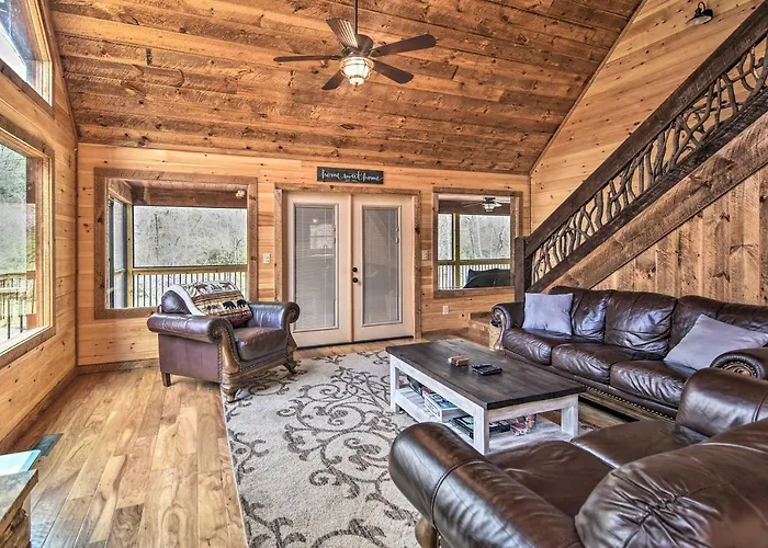 8 Mi To Dtwn Murphy! Cabin W/ Nottely River Views