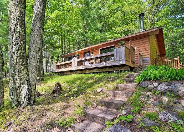 Burns Lake Cabin W/ Dock, Fire Pit, Rowboat & More