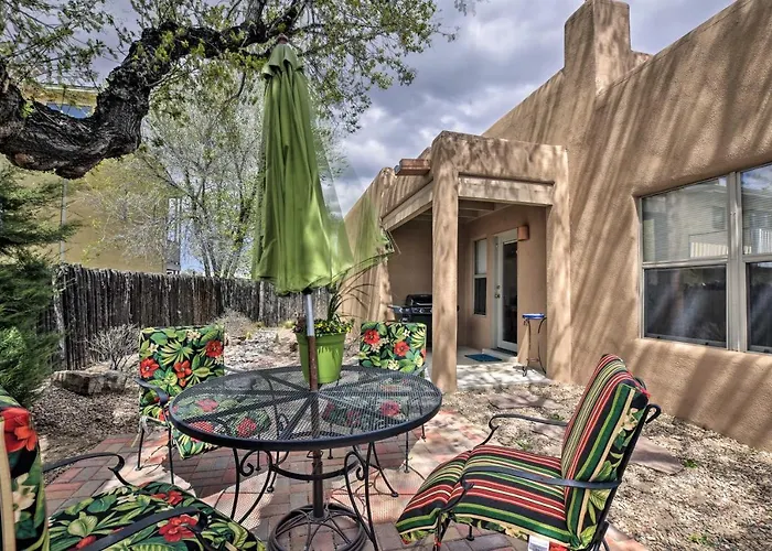 1 Mi To Santa Fe Plaza: Quiet Home W/ Patio