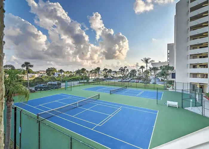 Gulf-View Hudson Condo In Waterfront Resort!