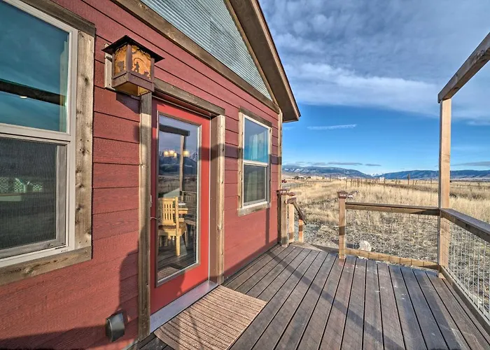 Romantic Gem W/ Mtn Views! Day Trip To Yellowstone