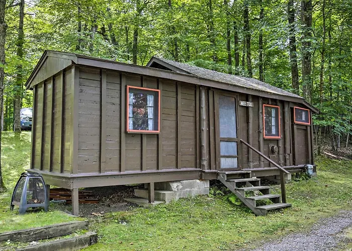 Rustic Hayward Cabin With Spider Lake Access!