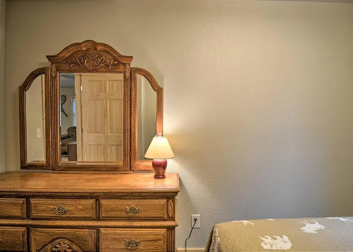 Pet-Friendly Petoskey Area Cabin, Walk To River!