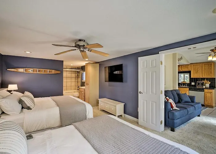 Family Fun! Lakeside Gem + Dock In Sunrise Beach