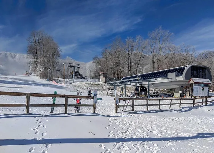 Steps To Ski Resort: Sugar Mountain Condo!