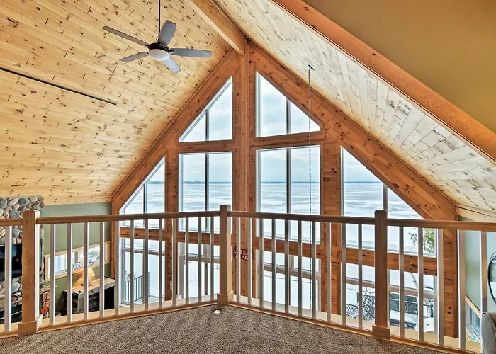 Hike & Ski! Family-Friendly Lake Mitchell Oasis