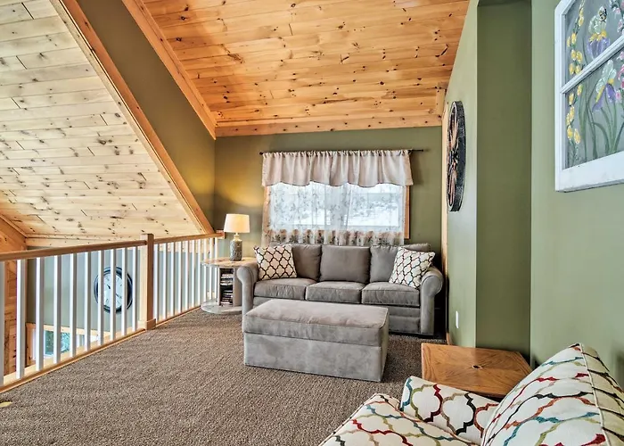 Hike & Ski! Family-Friendly Lake Mitchell Oasis