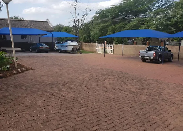 Country Link Guest Lodge