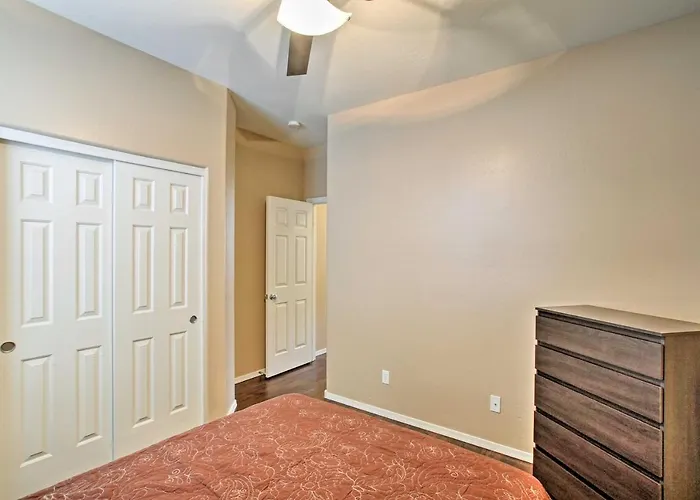 Dog-Friendly Retreat W/ Patio & Yard In Gilbert!